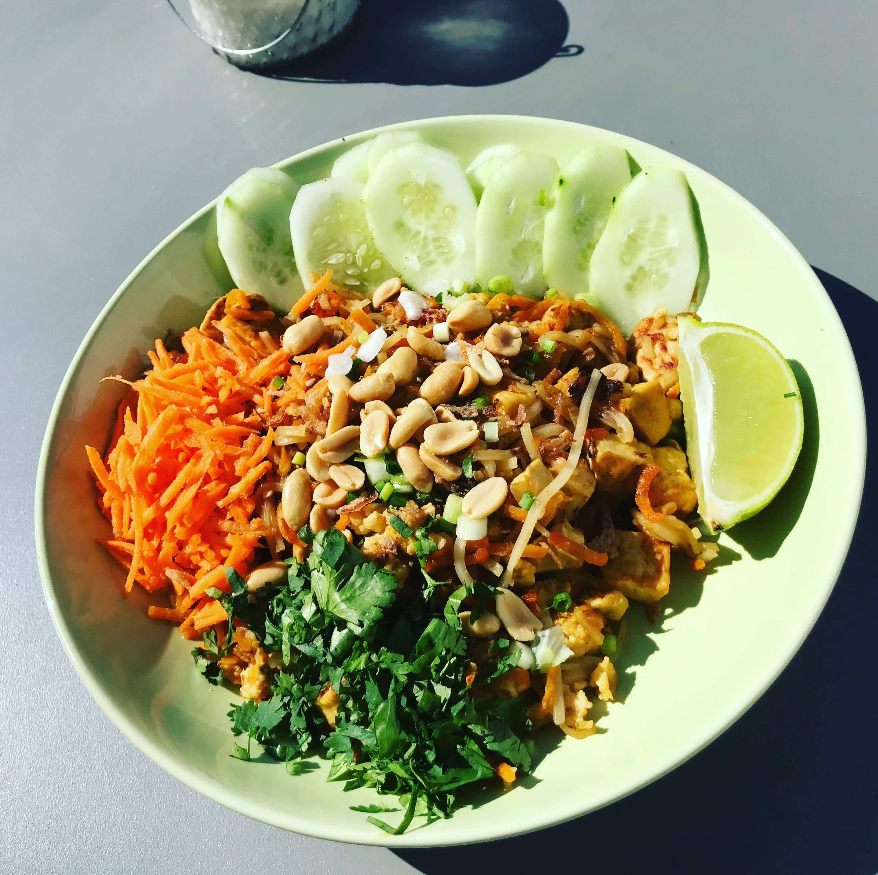 Recette Pad thaï au poulet, sauce tamarin et vin blanc